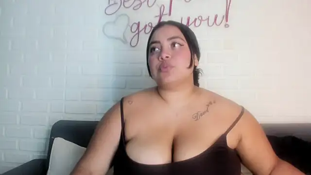 Snapshot of tatijara chatting on 10/12/25, 07:24 tatijara online show from 10/12/25, 07:24