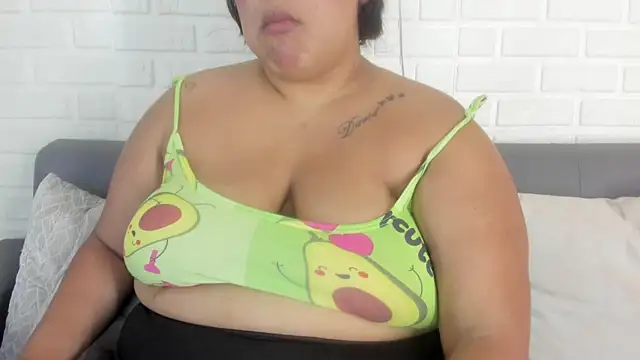 Snapshot of tatijara chatting on 10/21/25, 07:03 tatijara online show from 10/21/25, 07:03