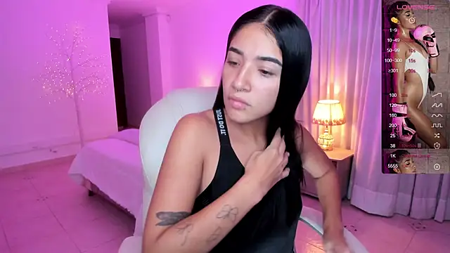 Antonella Grayy online show from 01/13/25, 10:58