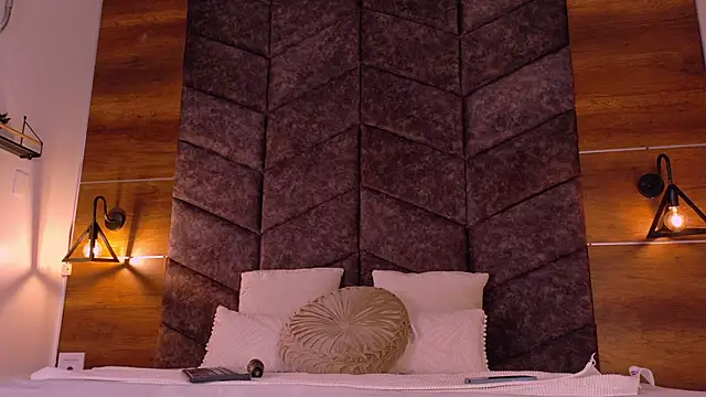 eva daemon online show from 10/10/25, 11:31