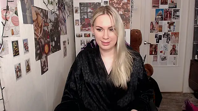 CapriScorpion online show from 12/13/24, 03:32