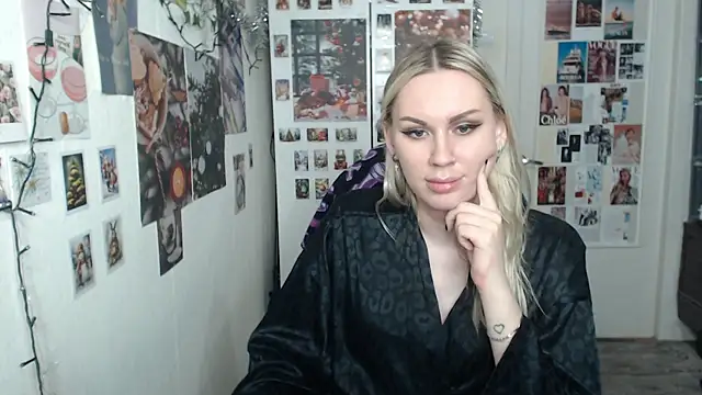 CapriScorpion online show from 12/17/24, 06:09