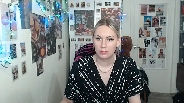 CapriScorpion online show from 12/29/24, 11:07