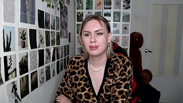 CapriScorpion online show from 09/17/25, 01:46