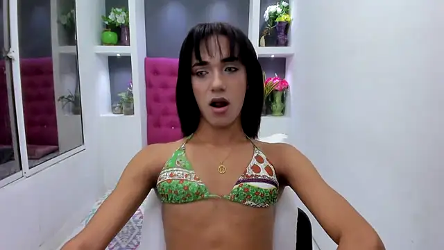 KatrinaQueen1 online show from 01/03/25, 08:32