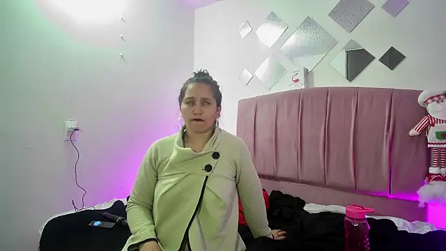 Melissa Milf of online show from 12/21/24, 12:59