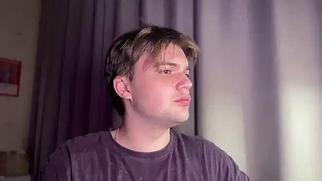 Snapshot of superfluboy_ chatting on 03/11/25, 08:53 superfluboy online show from 03/11/25, 08:53