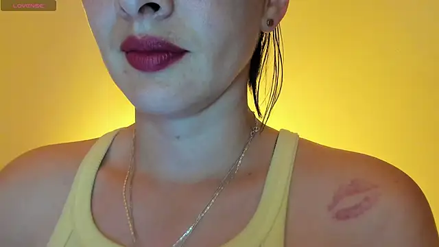 queen fetish online show from 11/19/25, 10:43