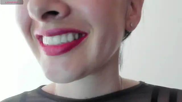 queen fetish online show from 11/24/25, 01:44