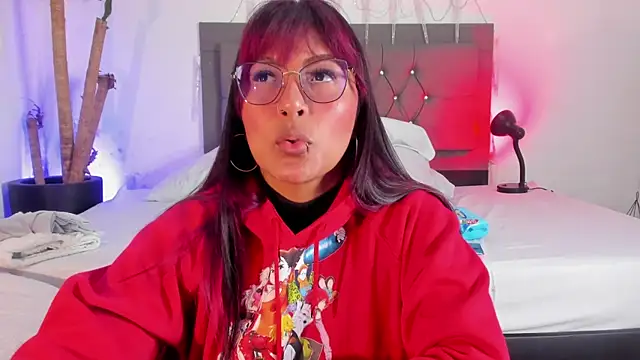 evelynjohnsoon online show from 01/04/25, 01:31