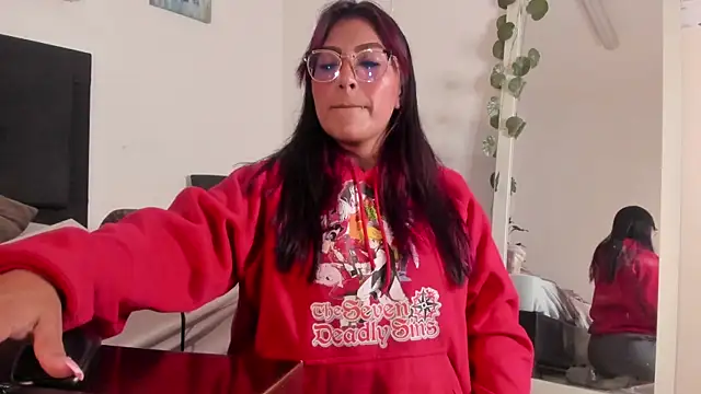 evelynjohnsoon online show from 01/15/25, 02:02