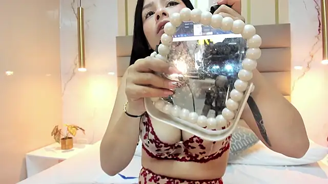 AnneDixie online show from 10/04/25, 03:04