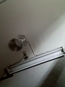 Snapshot of ironwood420 chatting on 02/04/25, 11:05 ironwood420 online show from 02/04/25, 11:05