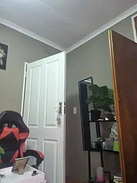 Bustygoddess32 online show from 01/01/25, 05:33