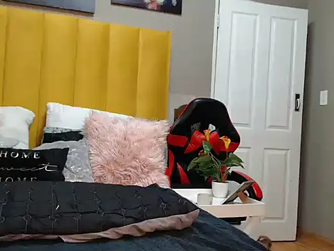 Bustygoddess32 online show from 01/18/25, 01:52