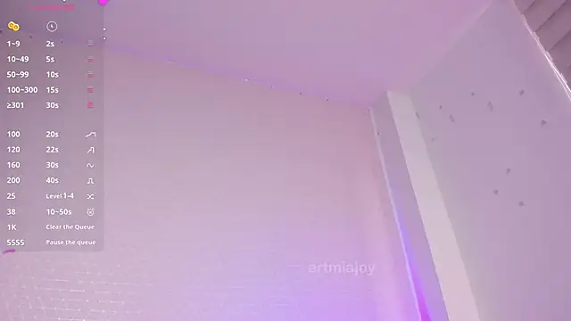 Snapshot of artmiaa chatting on 11/24/25, 12:38 artmiaa online show from 11/24/25, 12:38