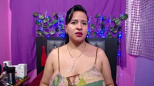 hazel 34 online show from 01/10/25, 07:11