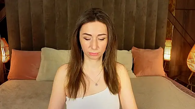 KimmmLi online show from 10/30/25, 01:56