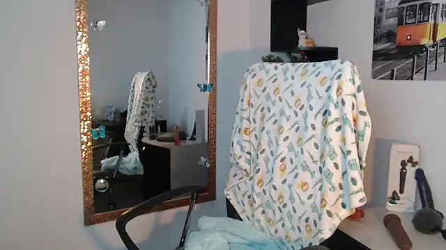 Snapshot of Prety_Nany chatting on 12/27/24, 01:00 Prety Nany online show from 12/27/24, 01:00