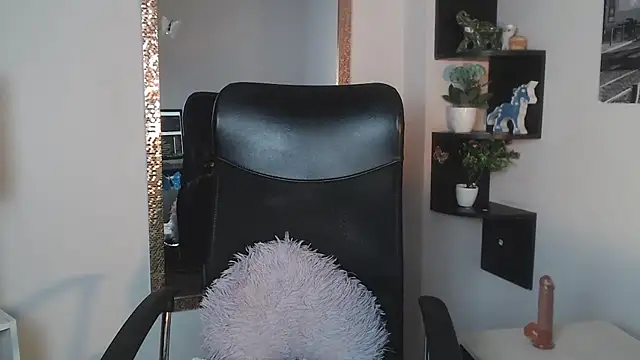 Snapshot of Prety_Nany chatting on 02/21/25, 07:10 Prety Nany online show from 02/21/25, 07:10