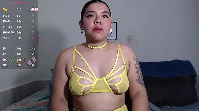 Snapshot of agata_22 chatting on 10/14/25, 03:40 agata 22 online show from 10/14/25, 03:40