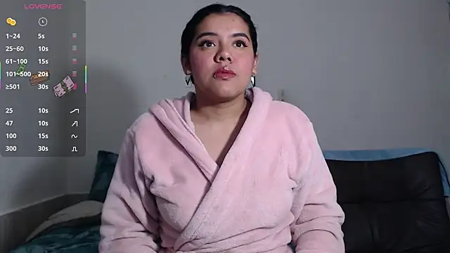 Snapshot of agata_22 chatting on 11/15/25, 03:37 agata 22 online show from 11/15/25, 03:37