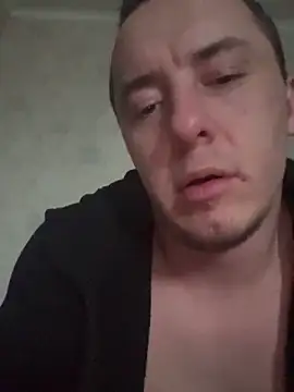 Snapshot of KristiDan chatting on 11/14/25, 07:51 KristiDan online show from 11/14/25, 07:51