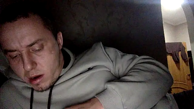 Snapshot of KristiDan chatting on 11/25/25, 11:16 KristiDan online show from 11/25/25, 11:16