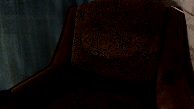 Snapshot of KristiDan chatting on 12/03/25, 04:20 KristiDan online show from 12/03/25, 04:20