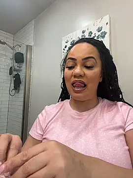 Snapshot of DestineeJayde chatting on 03/26/26, 03:34 DestineeJayde online show from 03/26/26, 03:34