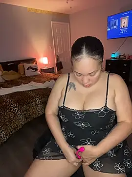 Snapshot of DestineeJayde chatting on 04/22/26, 05:21 DestineeJayde online show from 04/22/26, 05:21