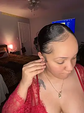 Snapshot of DestineeJayde chatting on 04/24/26, 04:59 DestineeJayde online show from 04/24/26, 04:59