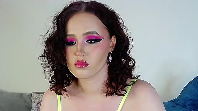 Snapshot of IrinaArt chatting on 12/03/24, 12:46 IrinaArt online show from 12/03/24, 12:46