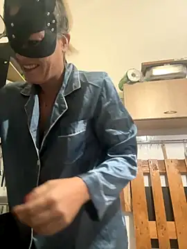 LadyScarlett-xk online show from 10/06/25, 06:11