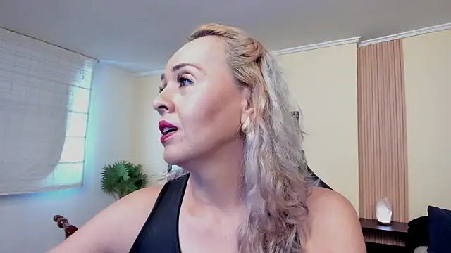 maylin yung online show from 09/16/25, 11:55