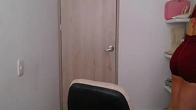 Barbie girl 69 online show from 07/10/26, 07:38