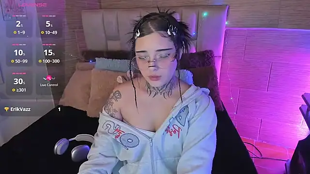 mia catt05 online show from 06/17/26, 05:10