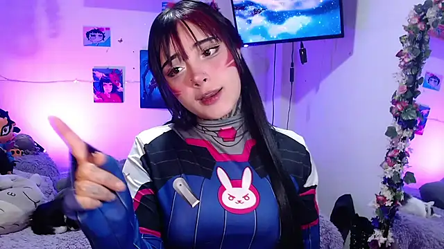 mia catt05 online show from 07/19/26, 05:00