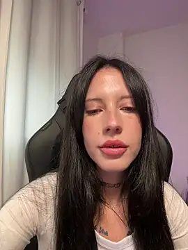 BellaGiaxx online show from 12/16/25, 02:55