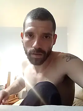 Snapshot of RuleMasterX chatting on 11/09/25, 02:32 RuleMasterX online show from 11/09/25, 02:32