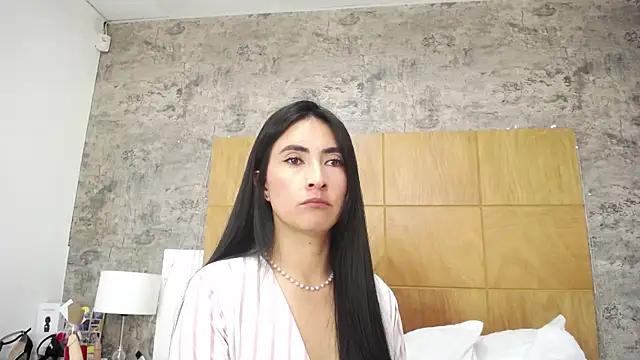 Snapshot of JainaRogers chatting on 11/15/25, 05:53 JainaRogers online show from 11/15/25, 05:53