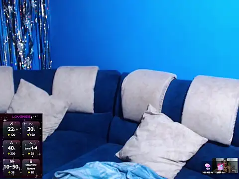 Snapshot of the_pearl199 chatting on 09/26/25, 03:43 the pearl199 online show from 09/26/25, 03:43