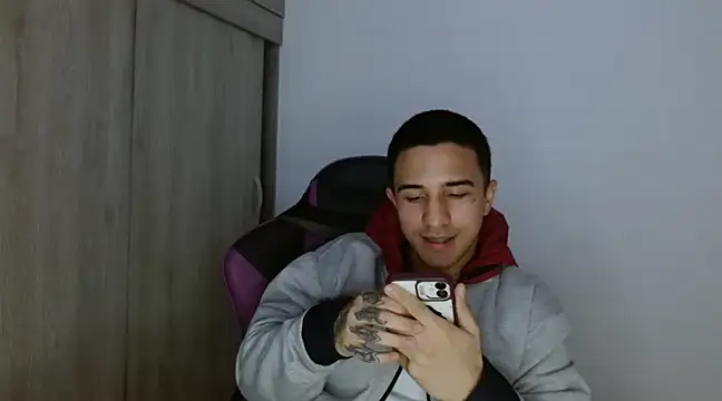 Sisoyalejo420 online show from 12/18/24, 10:24