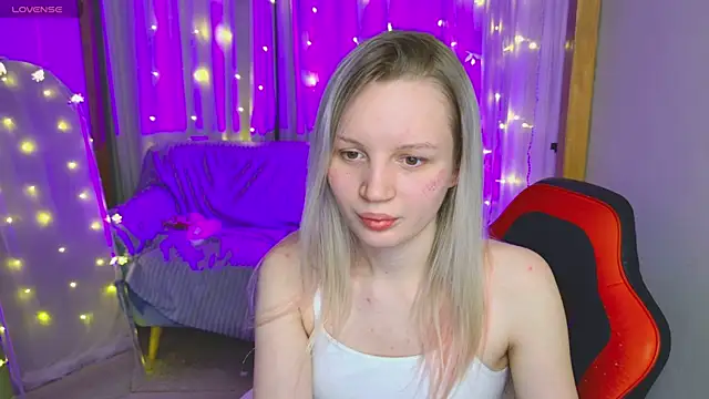 Beatrica Klein online show from 01/01/25, 01:48