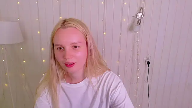 Beatrica Klein online show from 07/19/26, 01:59