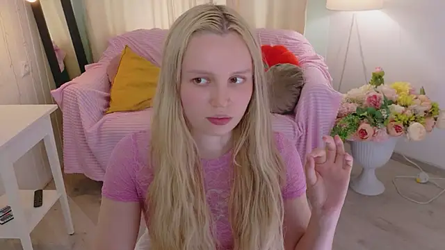 Beatrica Klein online show from 07/28/26, 03:21