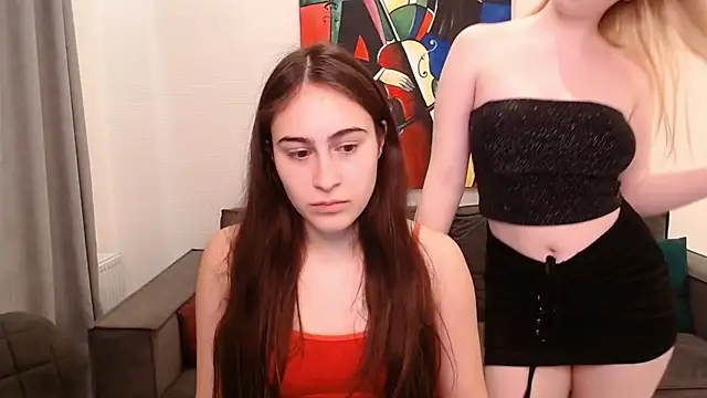 Snapshot of AliceKolltt chatting on 02/04/25, 06:17 AliceKolltt online show from 02/04/25, 06:17