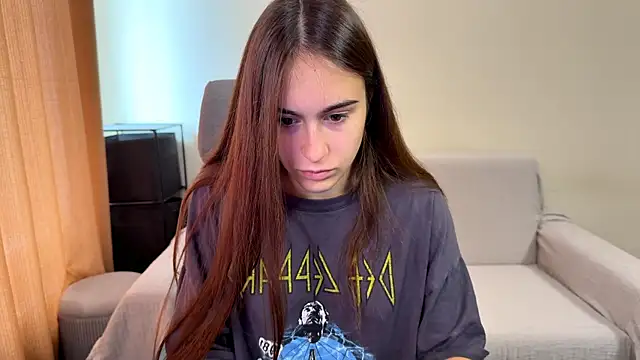 AliceKolltt online show from 10/03/25, 10:23