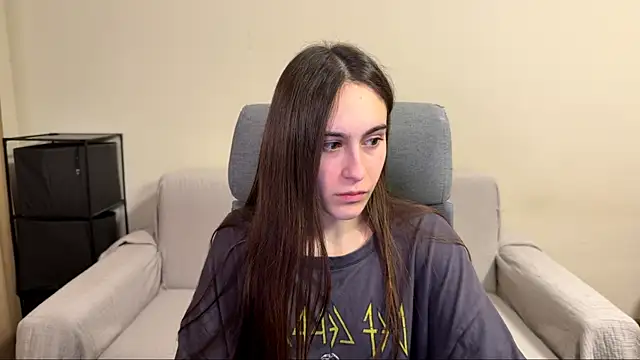 AliceKolltt online show from 04/16/26, 09:39