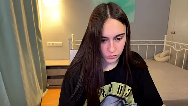 AliceKolltt online show from 06/21/26, 08:55